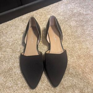 Bettye Muller Women’s Black Pointed-Toe Flats | Size 9.5